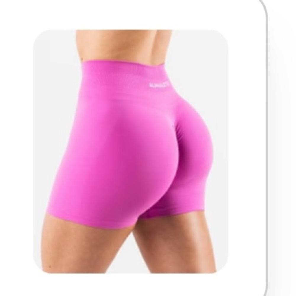 Alphalete Amplify Gliese Pink Shorts 4.5